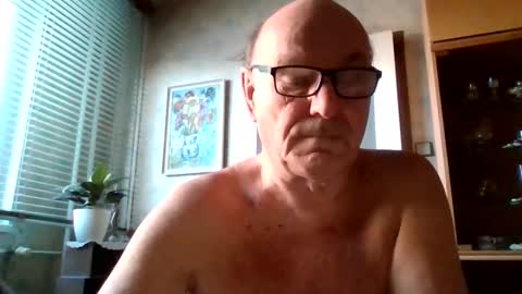 manes5858 online show from February 18, 6:33 am