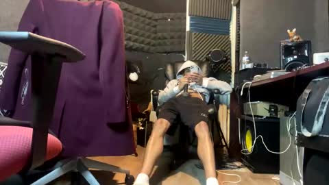 Mani4sexy online show from February 4, 9:21 pm