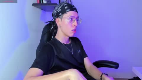 Manuel online show from March 9, 7:26 pm