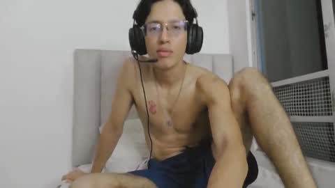 Manuel online show from March 20, 2:15 am