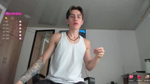 Snapshot of manucute_23_ chatting on February 23, 2:43 pm manucute 23 online show from February 23, 2:43 pm