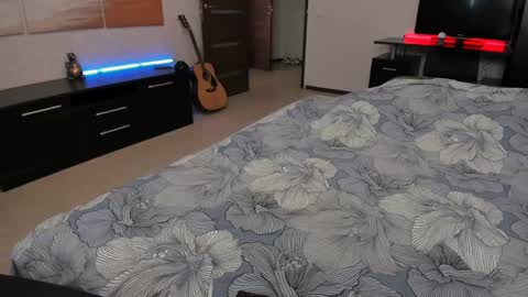 alex marvelxx online show from December 14, 7:51 am