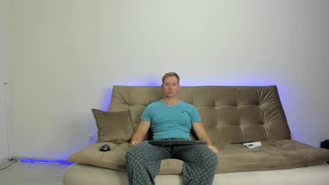 alex marvelxx online show from October 19, 5:56 am