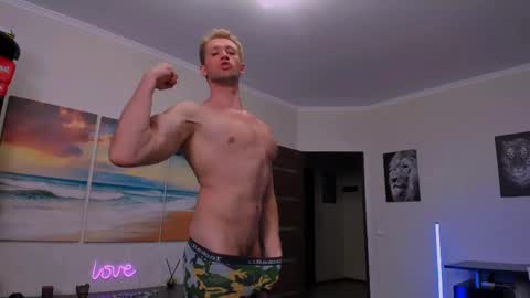 alex marvelxx online show from March 9, 7:37 pm