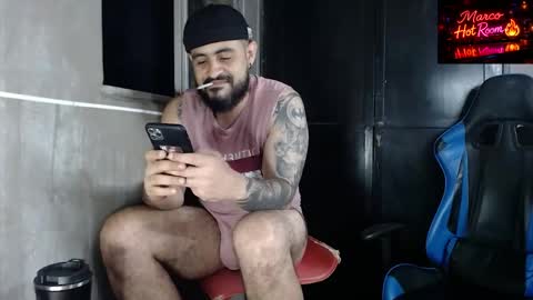 marco_aure online show from May 18, 2:08 am