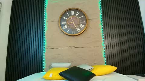 marcus_jeron online show from June 1, 11:49 pm