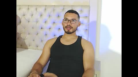 MARCUS online show from October 28, 2:25 am