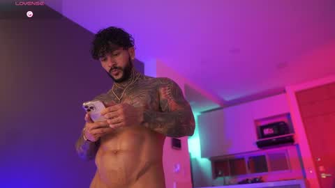 Mariano Costa online show from October 17, 4:27 am