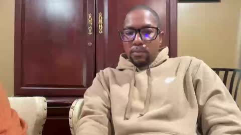 MARIOLUIGIHOT online show from October 26, 4:58 am