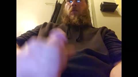 marius02385 online show from March 4, 11:54 pm