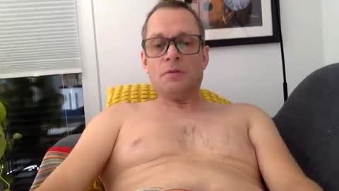 Little Mark online show from April 16, 8:58 am