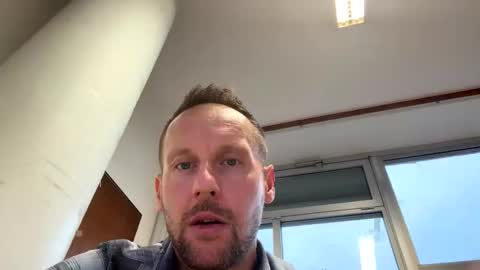 Mark online show from November 25, 11:12 am