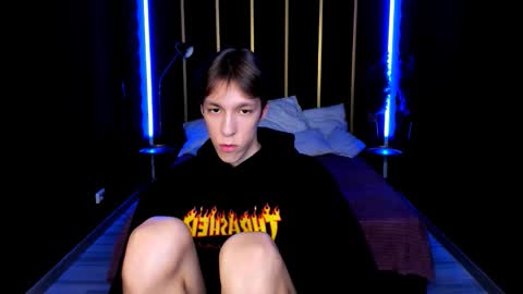 Mark online show from October 7, 3:49 pm