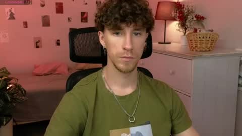 mark_caron online show from April 17, 9:50 pm