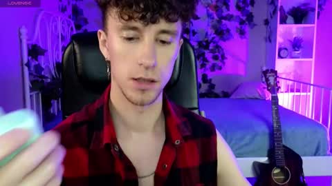 mark_caron online show from December 2, 8:23 pm