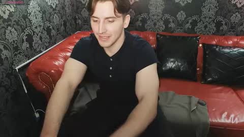 Mark online show from November 12, 12:44 pm