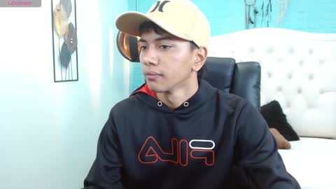 markbowie online show from September 28, 11:52 am