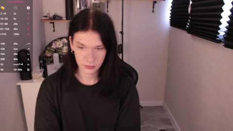 Mark online show from January 18, 12:15 pm