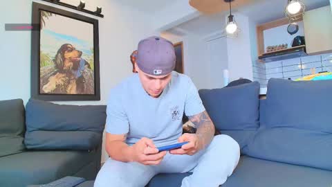 Sebastian online show from October 27, 7:38 pm