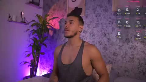 Mark Santos online show from July 20, 10:00 pm