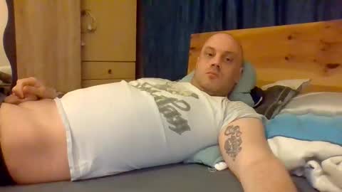 markus_7 online show from May 23, 7:19 pm
