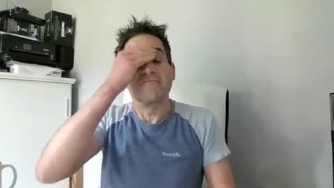 marky2012 online show from September 15, 9:54 am