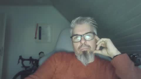 marriedcock1980 online show from December 3, 3:11 pm