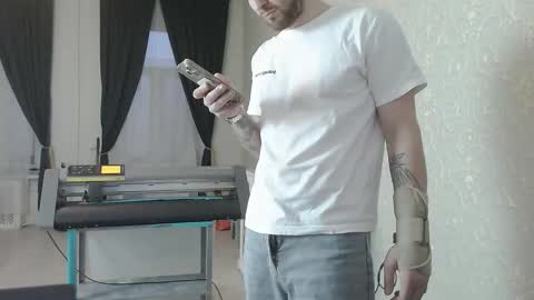 Marselle online show from November 28, 12:40 pm