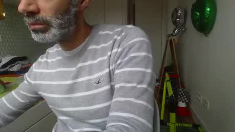 Snapshot of marsupilami_82_ chatting on December 3, 3:44 pm marsupilami_82_ online show from December 3, 3:44 pm