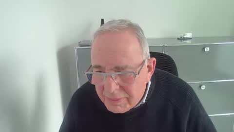 martin_1947 online show from February 1, 12:26 pm