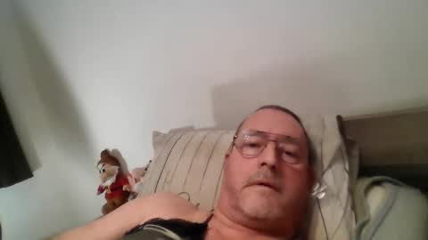 Snapshot of martinb62 chatting on September 30, 8:12 pm Hotguy61 online show from September 30, 8:12 pm
