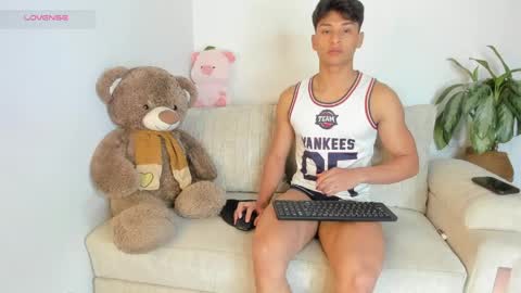 mash_angelo online show from June 3, 11:21 pm