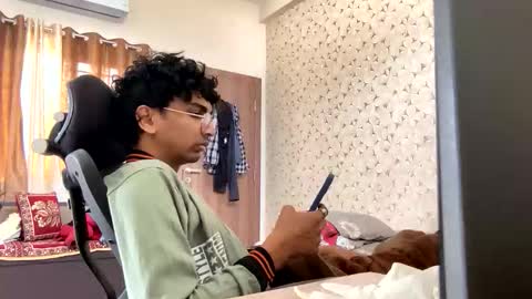 maskboyz2003 online show from November 25, 4:14 am