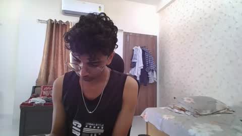 Mask Boy online show from November 8, 5:21 am