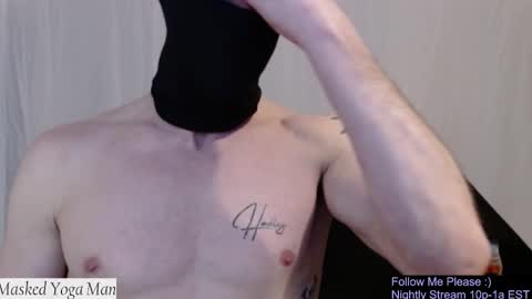 maskedyogaman online show from March 3, 3:36 am