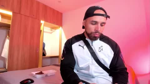 Mason Andre online show from December 3, 1:22 am