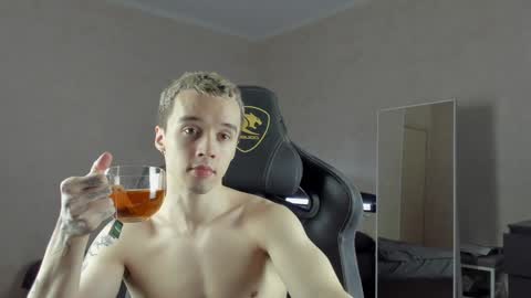 Mason online show from December 11, 9:32 am