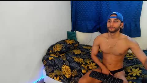 Snapshot of massatgeserotics chatting on January 16, 11:48 pm I Am Odin  online show from January 16, 11:48 pm
