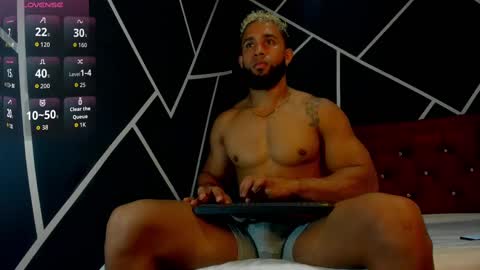 massimo_cruz online show from October 20, 1:26 pm