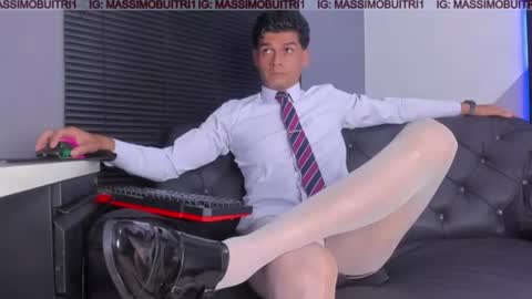 I am Massimo online show from June 25, 11:52 pm