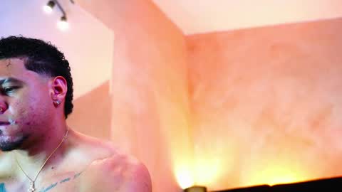 massimowalton2 online show from April 18, 2:35 am