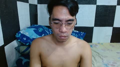 massive_boner02 online show from December 3, 2:01 am