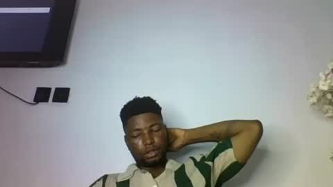 Master Kael online show from December 19, 1:46 am