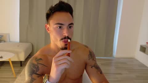 master_lukass online show from May 13, 4:26 pm