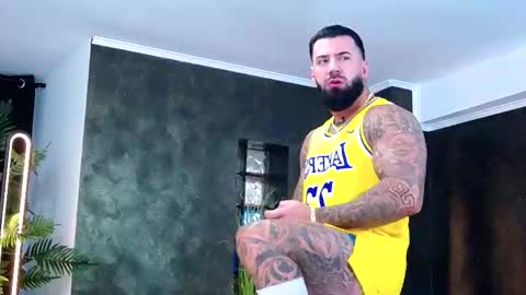 masterkingofmuscle online show from November 10, 8:52 am