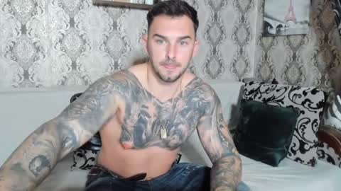 Jon online show from December 11, 9:33 pm