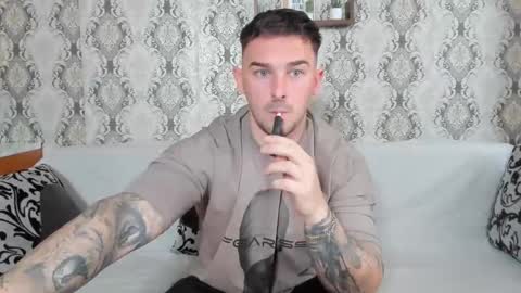 Jon online show from December 6, 11:11 am