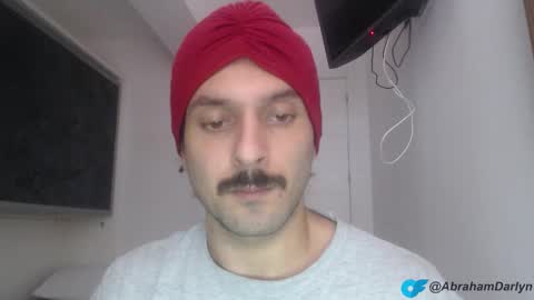 Snapshot of masterofinfatuation chatting on October 19, 2:53 pm online show from October 19, 2:53 pm