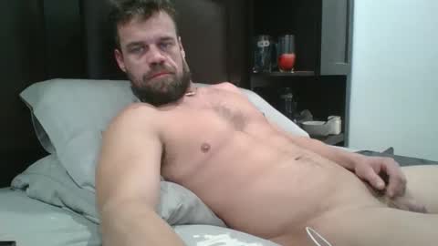 Snapshot of masterppp69 chatting on October 20, 8:35 pm MASTERPPP online show from October 20, 8:35 pm