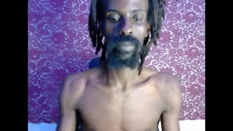 Snapshot of masterr_bate chatting on October 11, 8:35 pm Marl online show from October 11, 8:35 pm